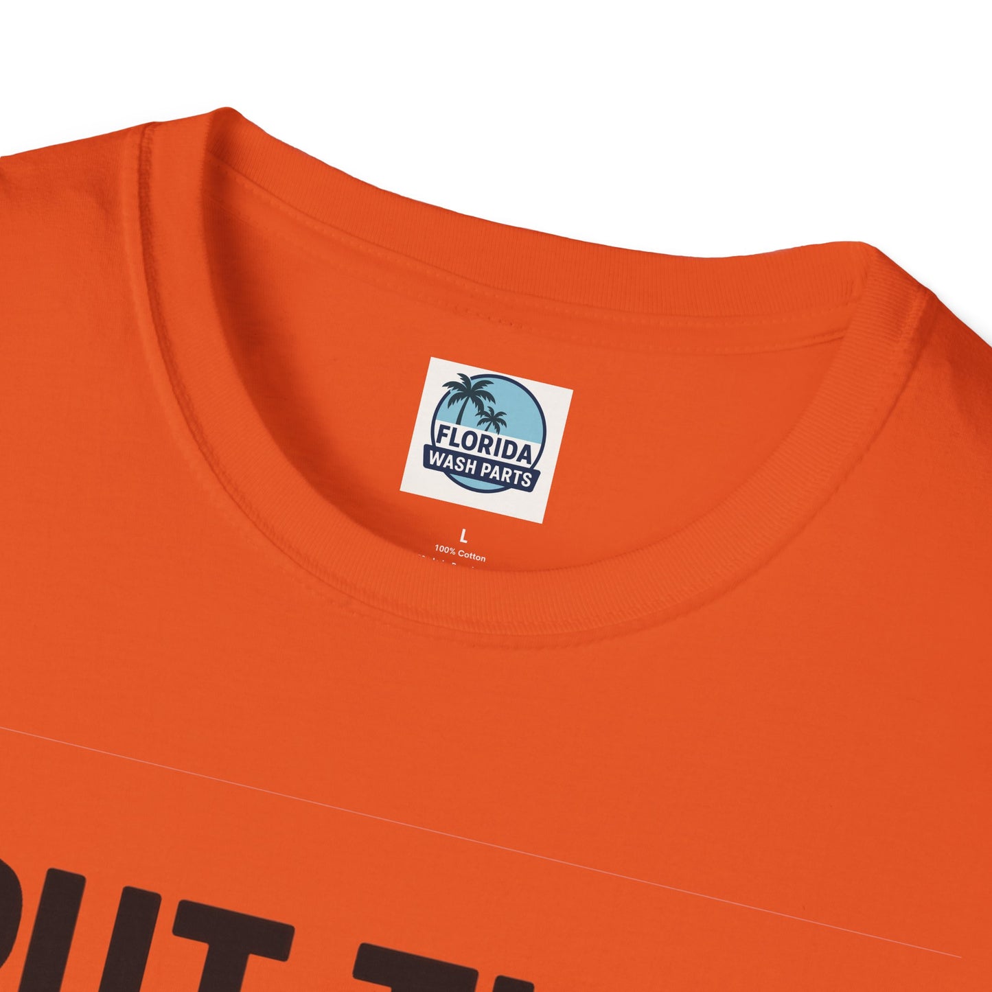 💦 “I Put That SH on Everything” – the ultimate shirt for pressure washing and roof cleaning pros!