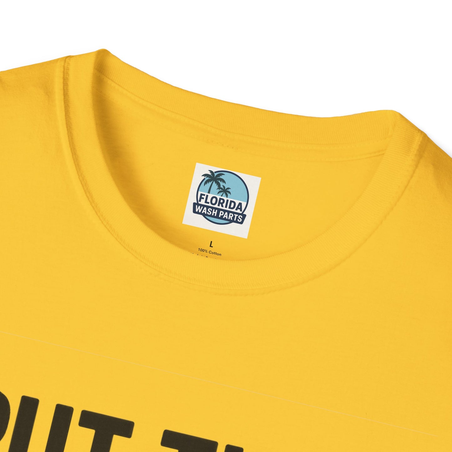 💦 “I Put That SH on Everything” – the ultimate shirt for pressure washing and roof cleaning pros!