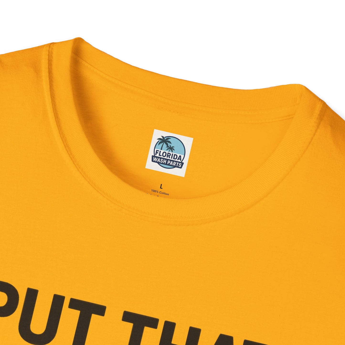 💦 “I Put That SH on Everything” – the ultimate shirt for pressure washing and roof cleaning pros! Roof spray